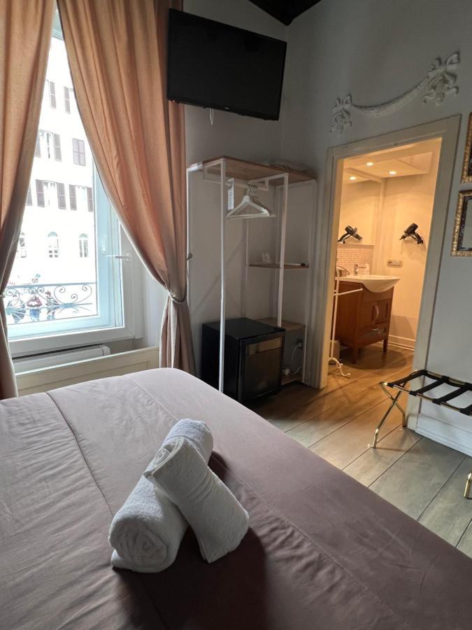 Piazzetta de' Monti Suites Roma Esterno foto