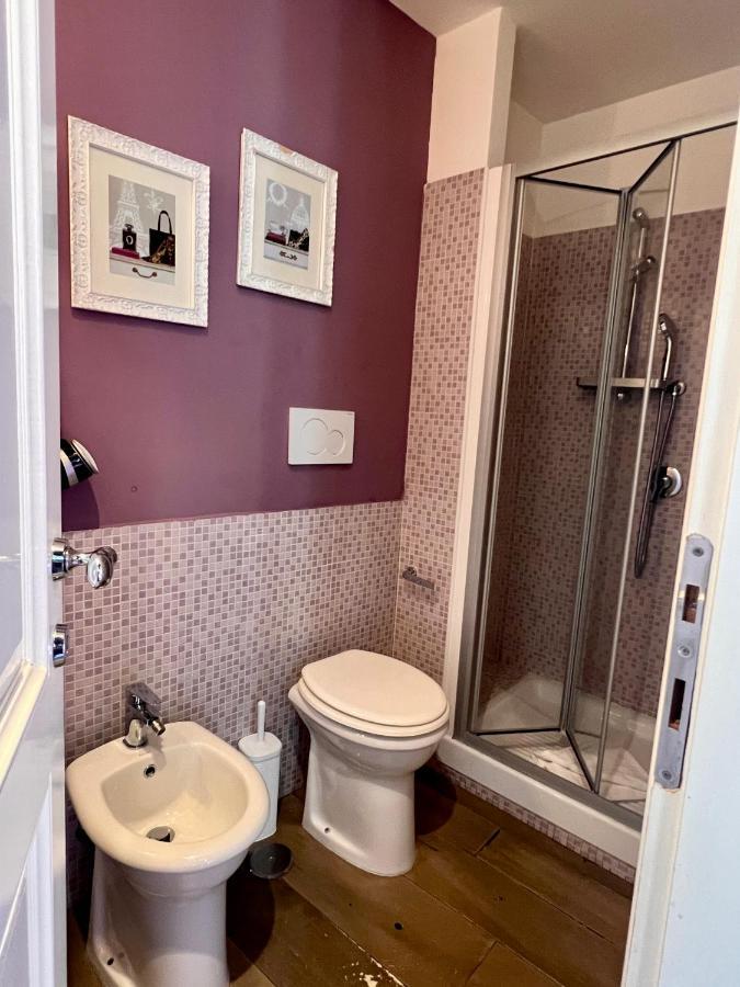 Piazzetta de' Monti Suites Roma Esterno foto