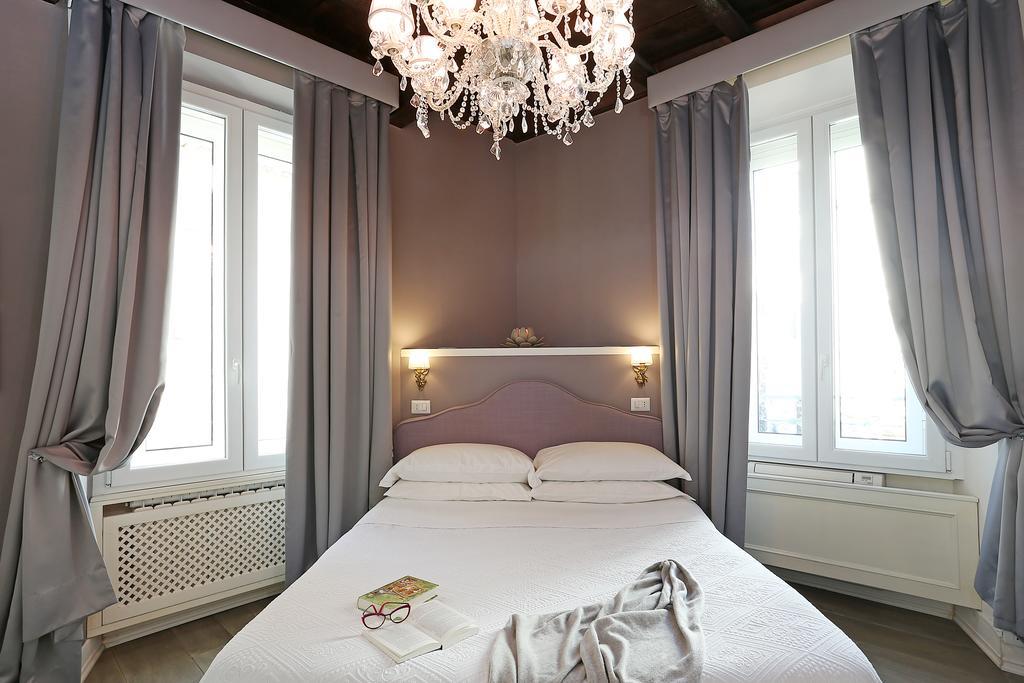 Piazzetta de' Monti Suites Roma Camera foto