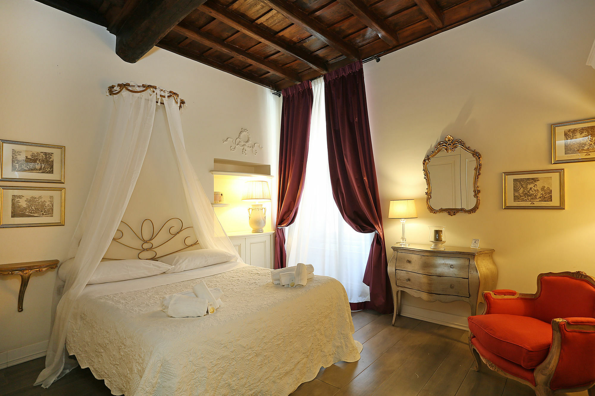 Piazzetta de' Monti Suites Roma Esterno foto