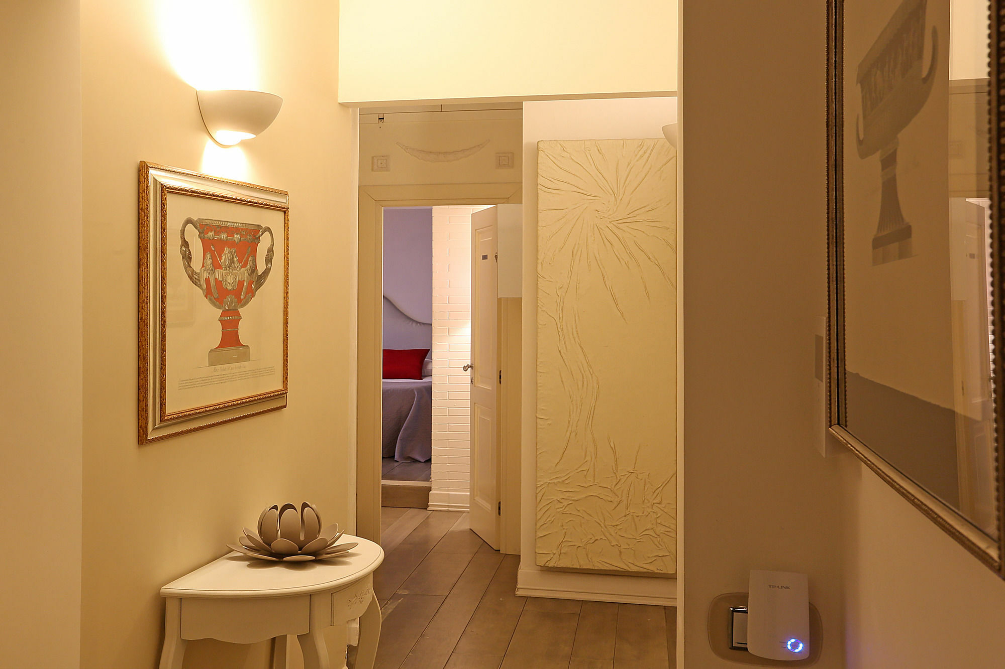 Piazzetta de' Monti Suites Roma Esterno foto