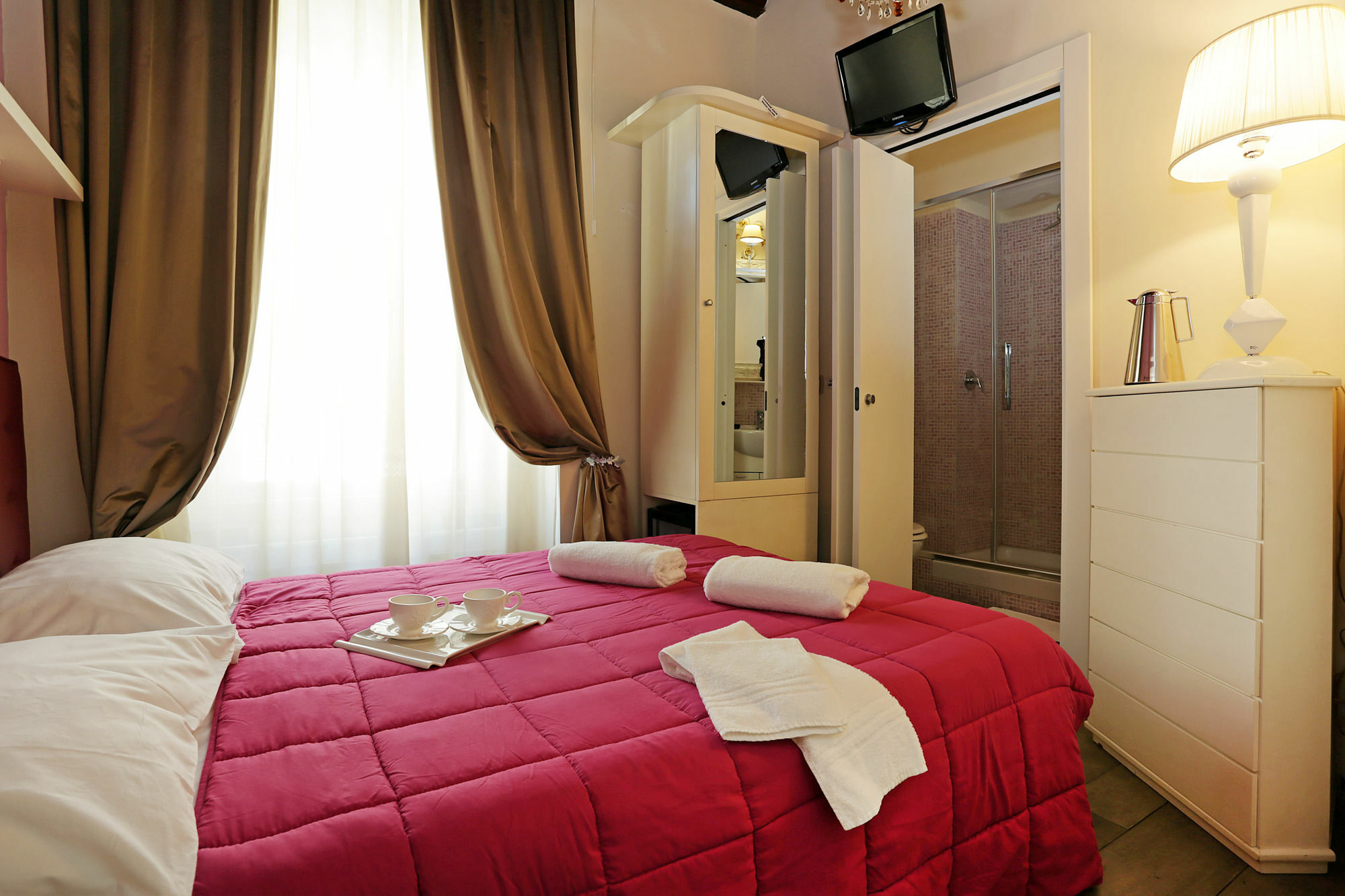 Piazzetta de' Monti Suites Roma Esterno foto